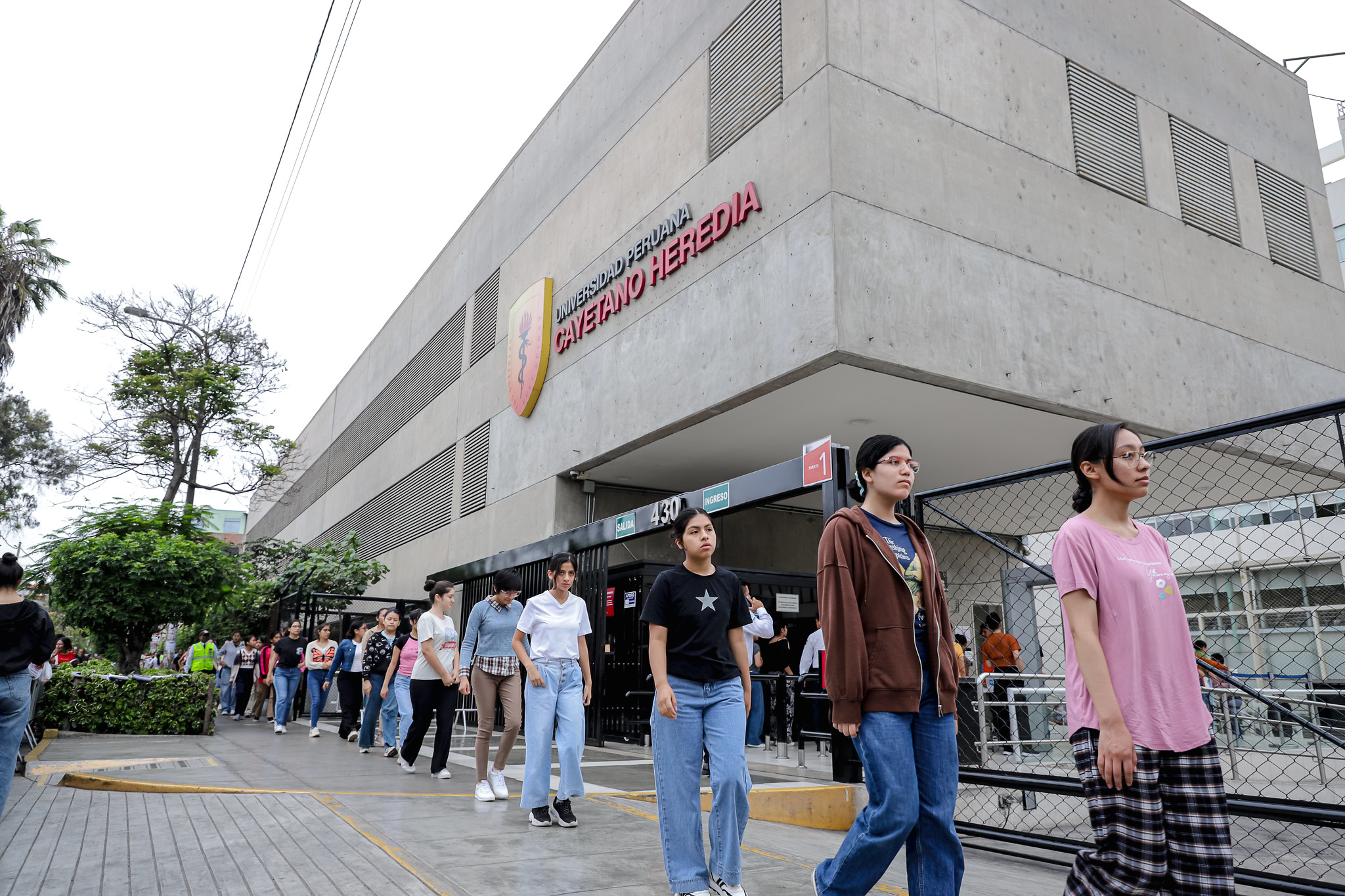 SE REALIZÓ EL EXAMEN DE ADMISIÓN DE MEDICINA CON CIFRA RÉCORD DE