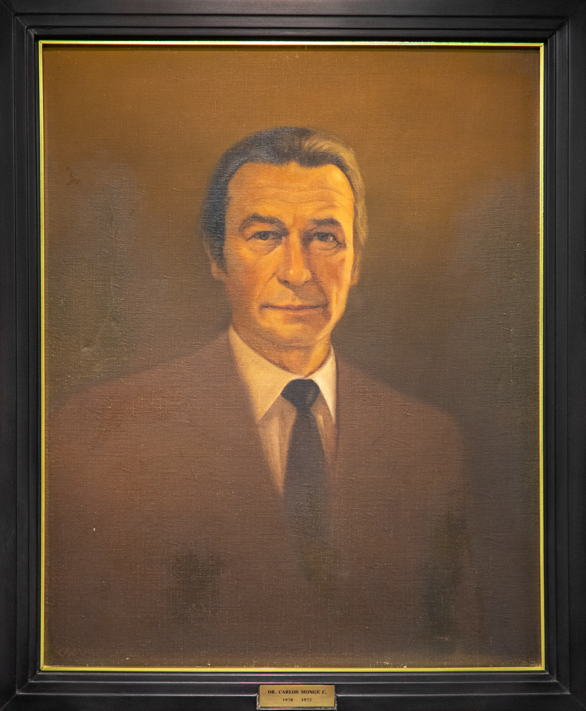 Dr. Carlos Augusto Monge