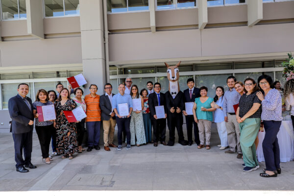 53489192101_fb361907ce_k