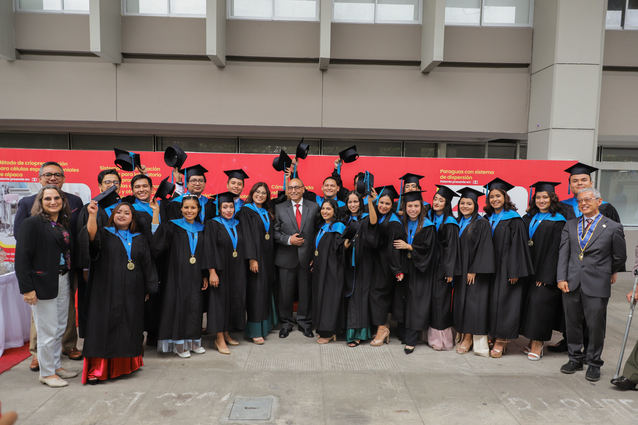Ceremonia de Graduación de la Facultad de Educación y Facultad de Salud Pública y Administración