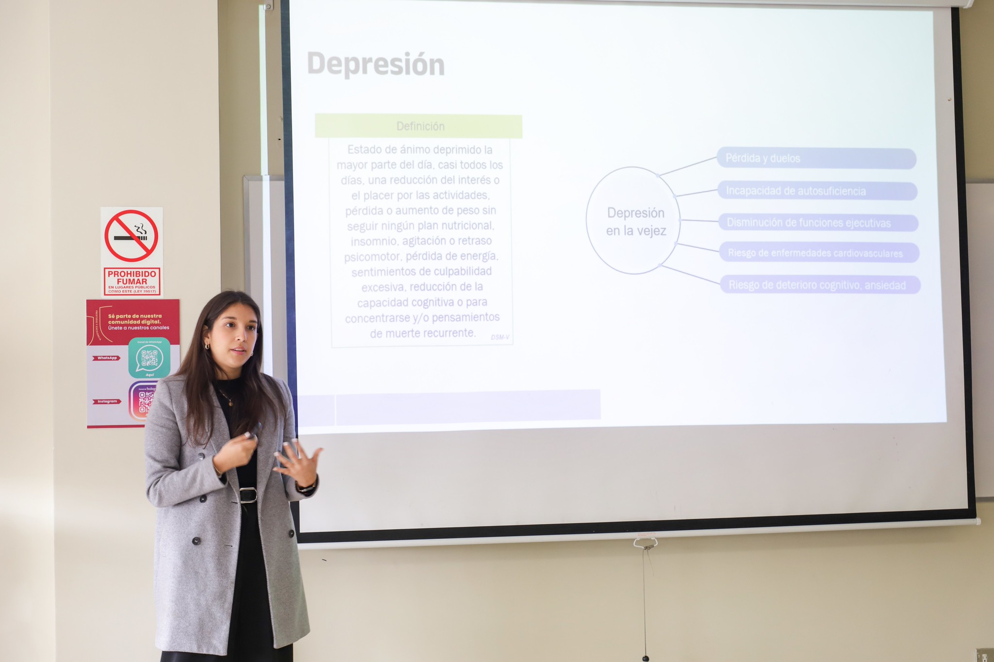 Presentación de Proyectos y Trabajos de Investigación del Último año de las Carreras Profesionales de la Facultad de Salud Pública y Administración