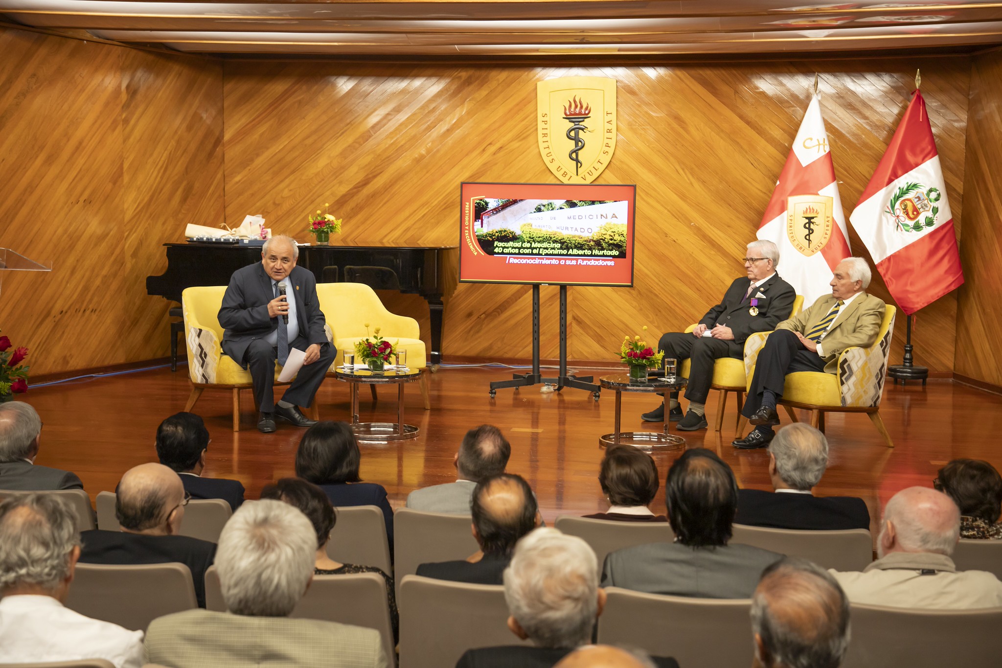 Egresados: Aniversario 40 años